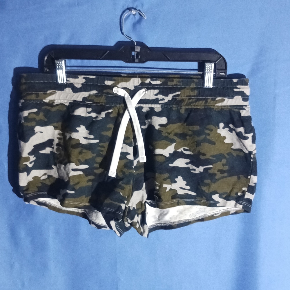 Love Camo Drawstring Shorts XL Y2K Streetwear Army Print Lounge